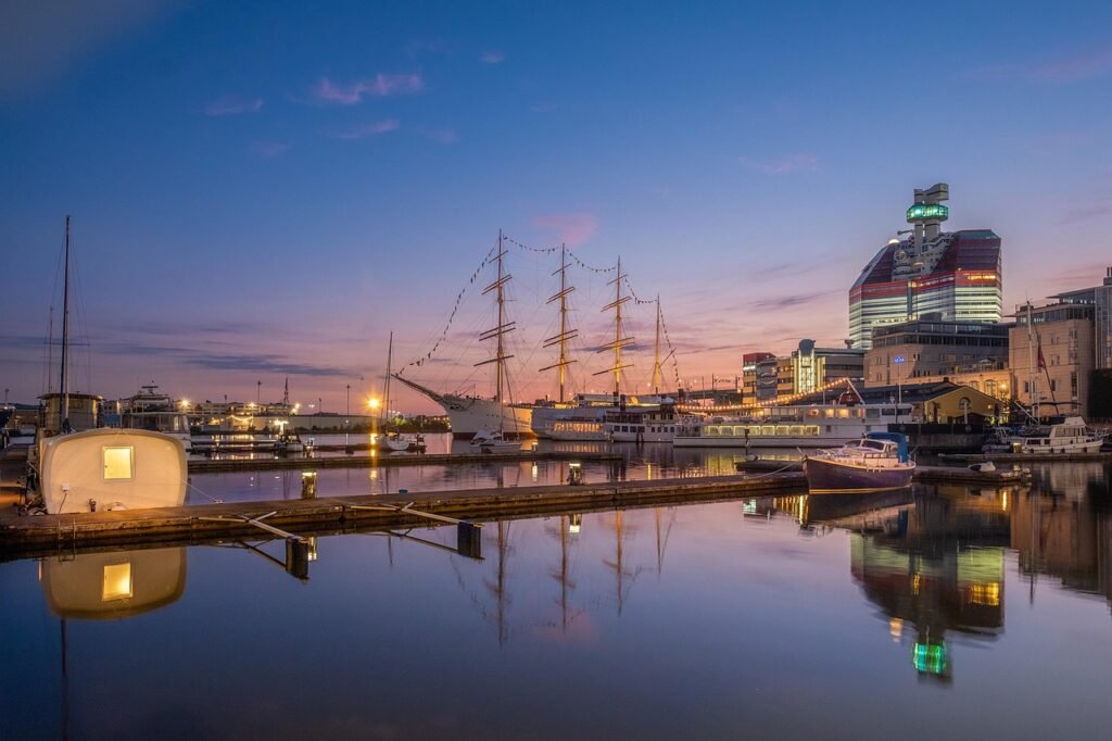 little boom, gothenburg, sea, port, water, solar, nature, sweden, boat, ships, sailboat, houseboat, lifestyle